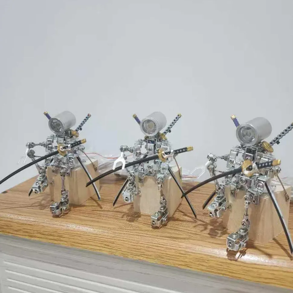 3D Metal Steampunk Shining Blade Steel Samurai Model