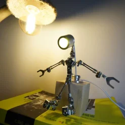 3D Metal Steampunk Sparkling Silver Mechanical Lamp Model