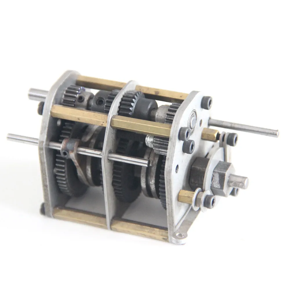 Four Gear Box Assembly DIY Modified Accessories for Methanol Engine RC Car Model (3 Forward Gears and 1 Reverse Gears)