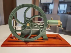RETROL Antique 4-Stroke Hot-bulb Engine Simulation Horizontal Water-cooled Gasoline Tractor Engine Internal Combustion Engine Model Collection