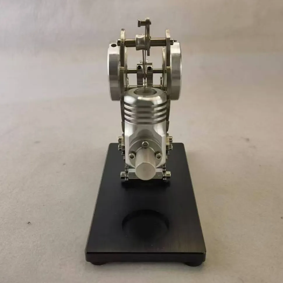 Single Cylinder Stirling Engine Model with Flying Bird Design
