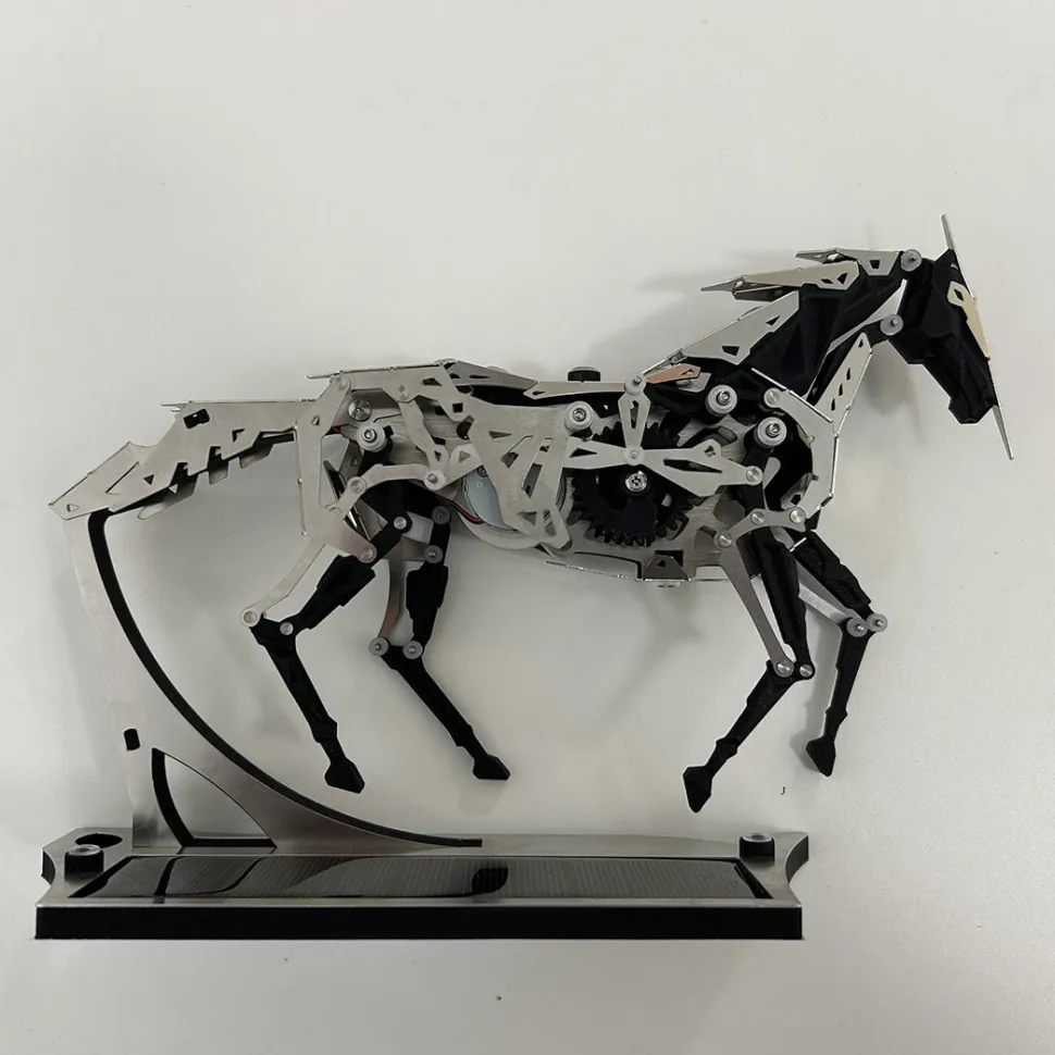 Solar Powered Mechanical Running Horse 3D Metal Puzzle Kit, DIY Steampunk Model Decor