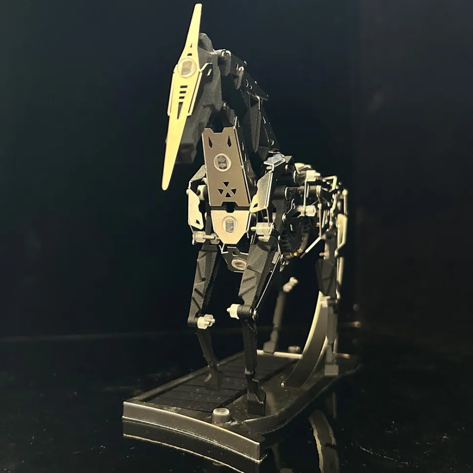 Solar Powered Mechanical Running Horse 3D Metal Puzzle Kit, DIY Steampunk Model Decor