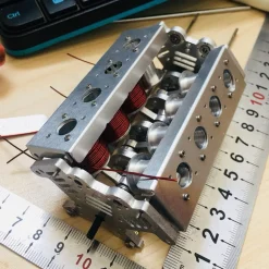 V8 Electromagnetic Engine Model for Model Car / Ship