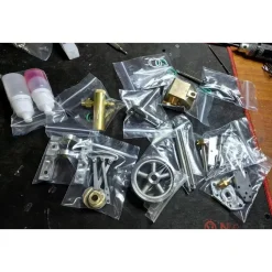 V1313 Mini Vertical Single-Cylinder Steam Engine Model with Reversing Mechanism Steam-Powered Mechanical Model